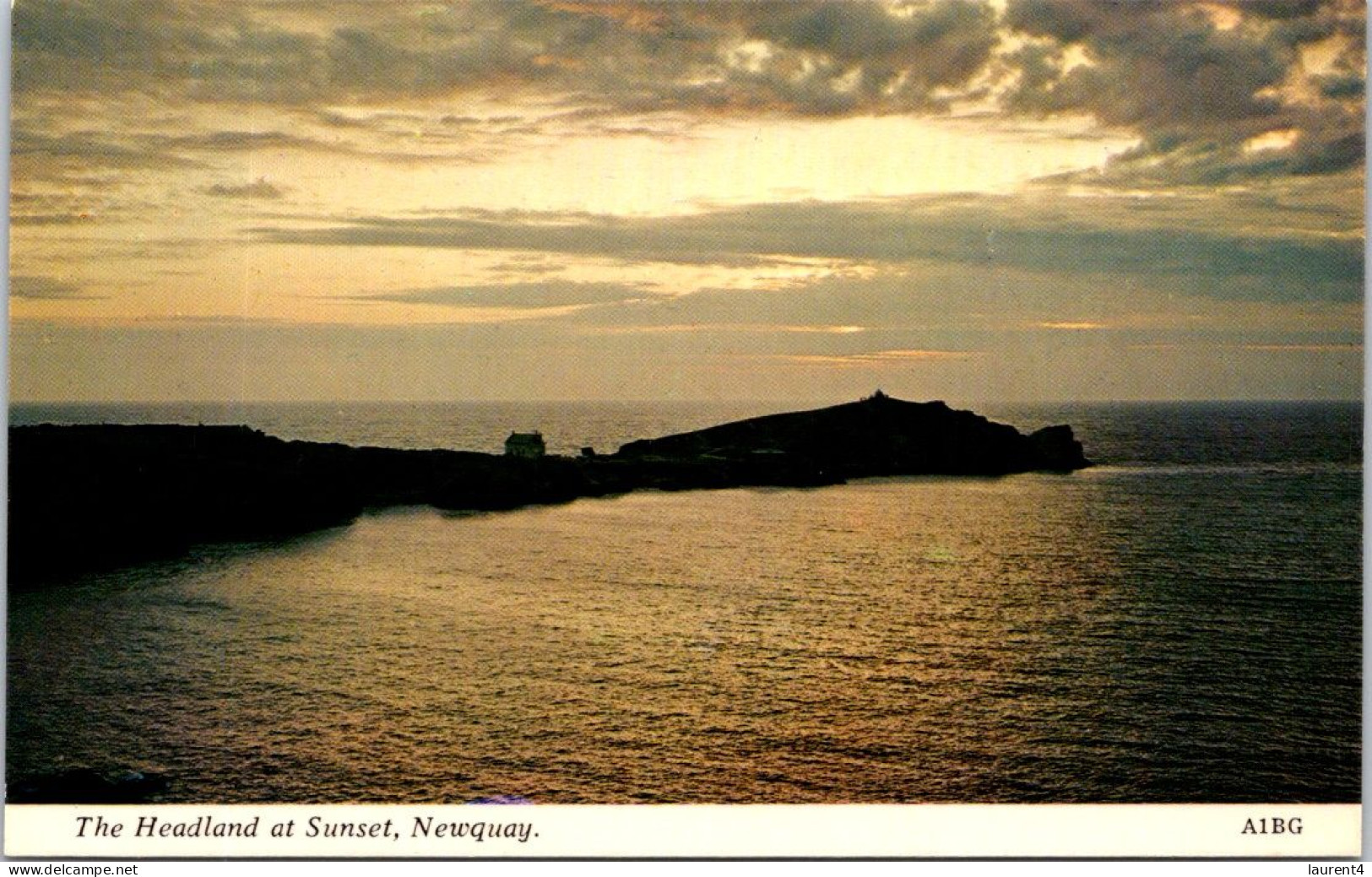 10-10-2023 (3 U 46) UK - Newquay (2 Postcards) - Newquay