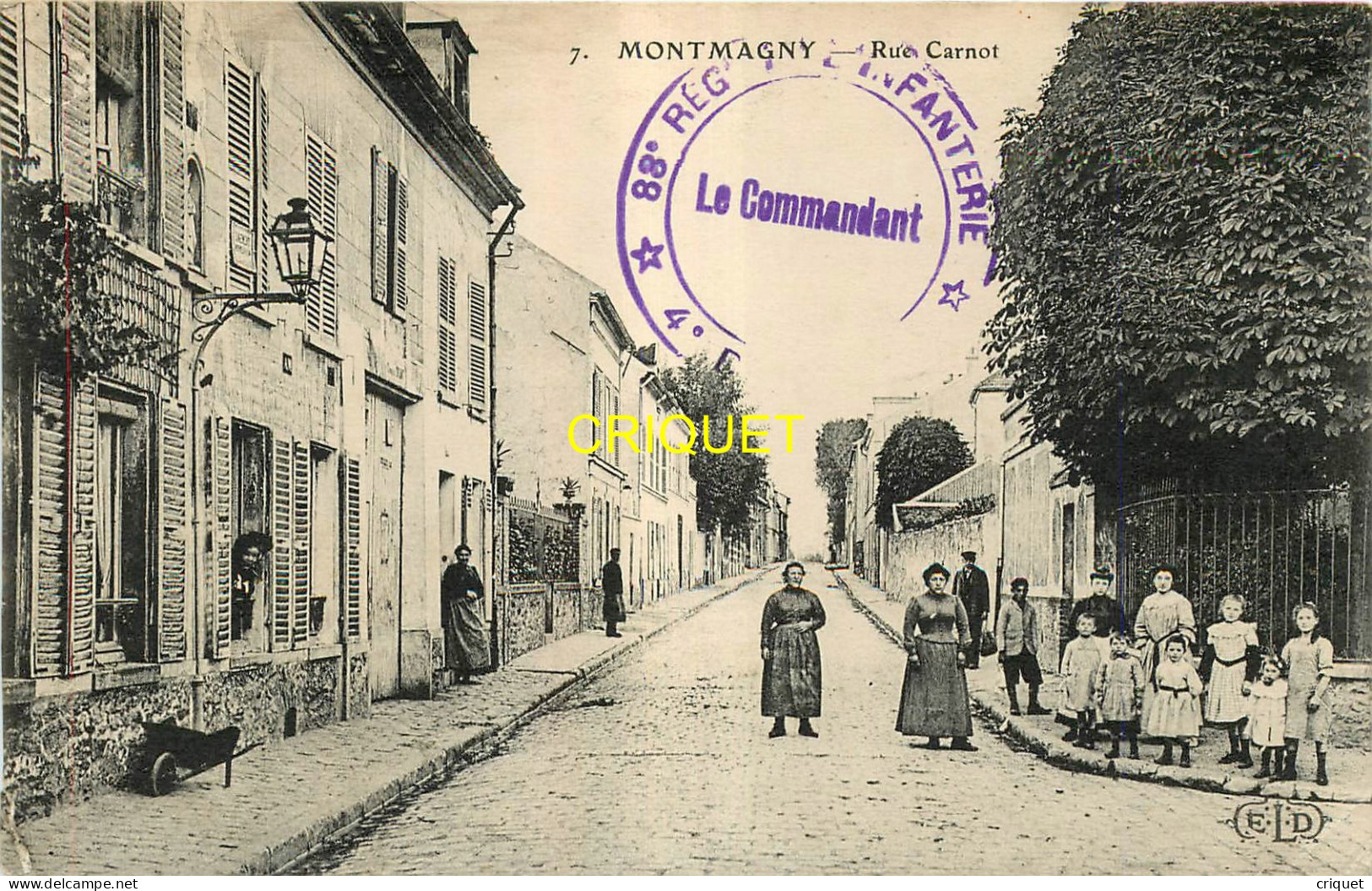 95 Montmagny, Rue Carnot, Femmes Et Enfants Au 1er Plan , Cachet 88ème R I , 1915 - Montmagny