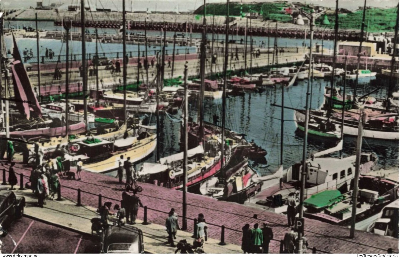 BELGIQUE - Ostende - Le Bassin Des Yachts - Colorisé - Carte Postale Ancienne - Oostende