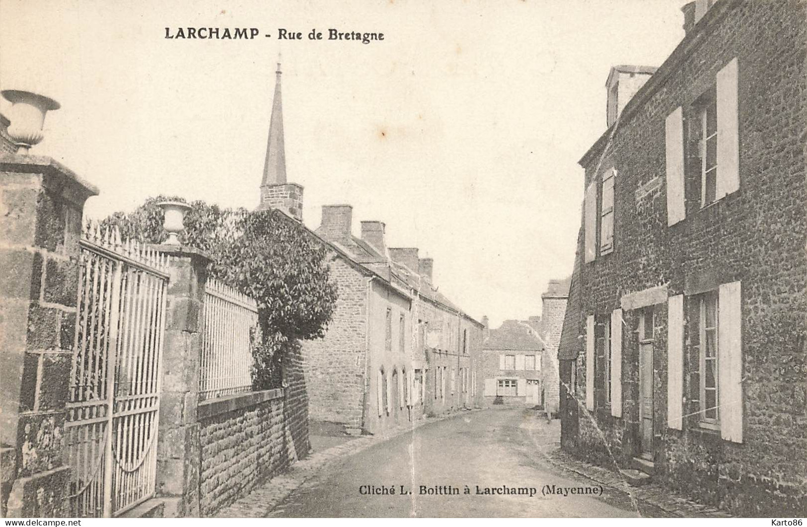Larchamp * La Rue De Bretagne - Larchamp