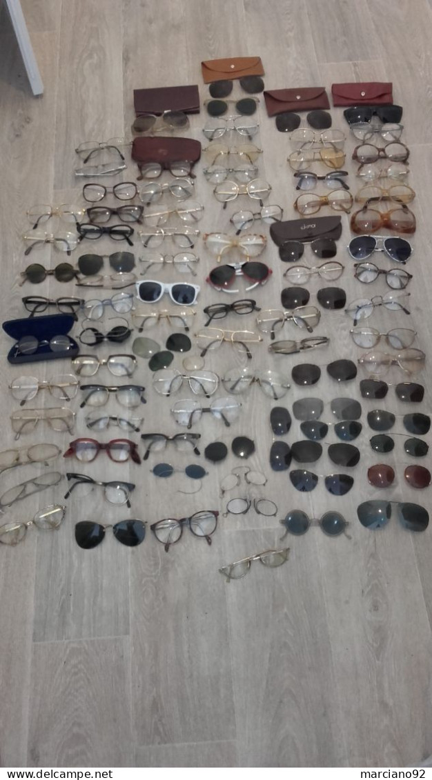 pour collectionneurs ou brocanteurs ; gros lot de plus de 160 lunettes vintage , dont plusieurs en plaquè-or ; remise en