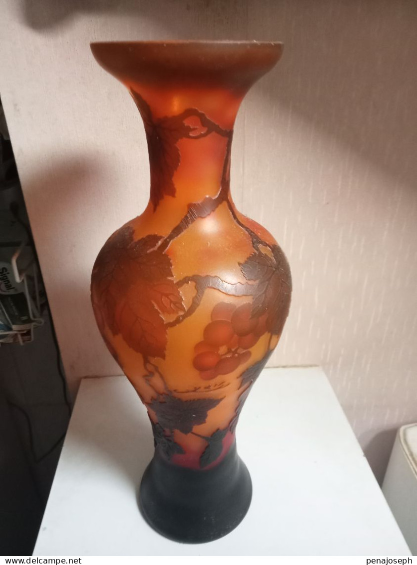 vase ancien dans le gout de Gallé hauteur 41 cm