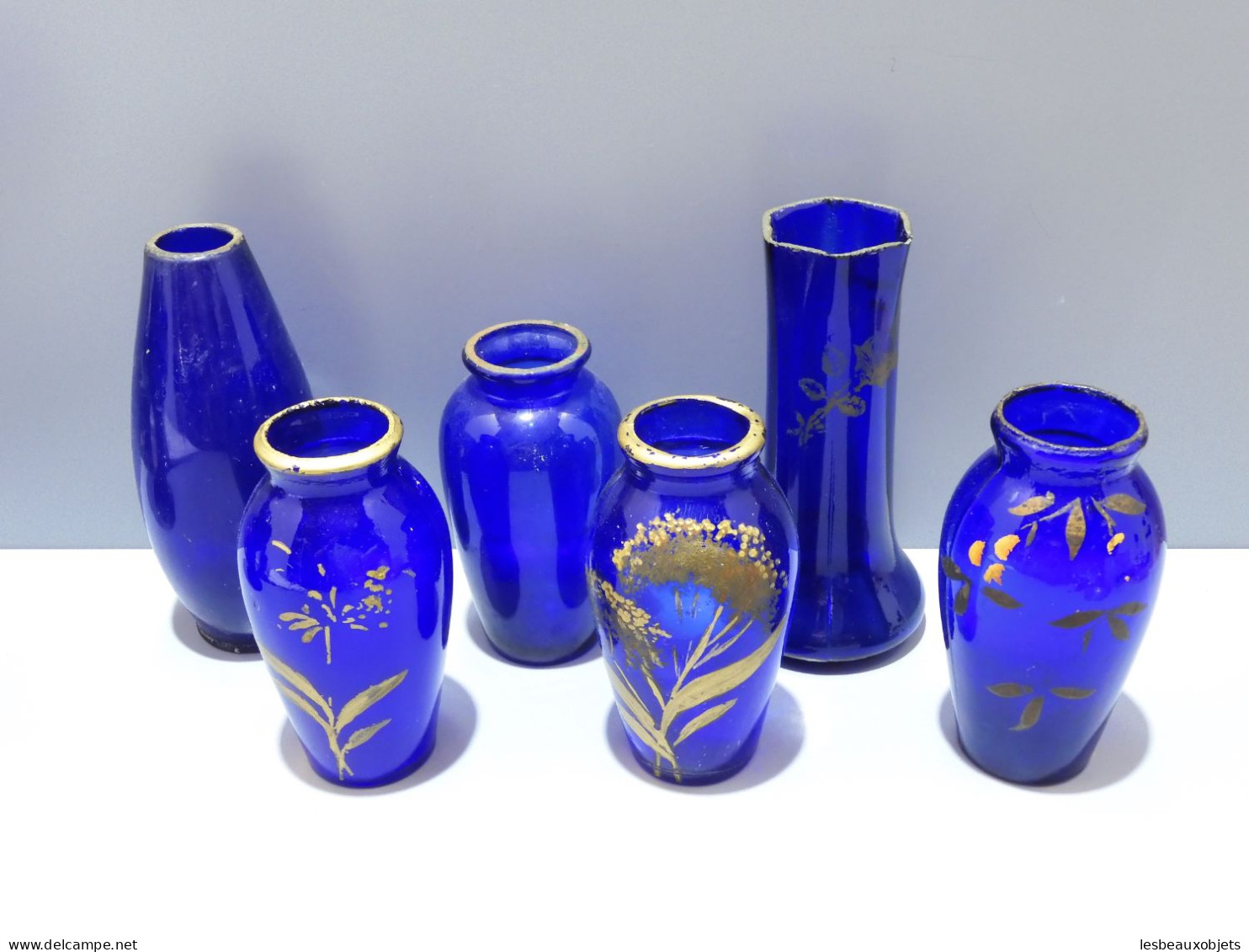 -LOT De 6 PETITS VASES VERRE De Couleur Bleue Collection  Jus De Grenier    E - Jarrones