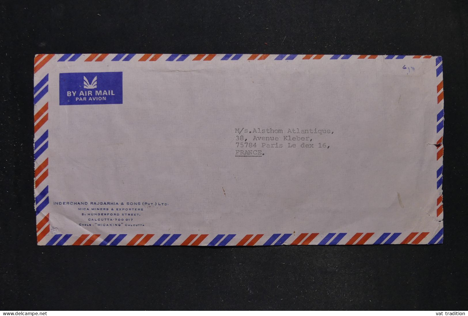 INDE - Enveloppe Commerciale De Calcutta Pour Paris En 1982, Affranchissement Au Verso - L 147593 - Brieven En Documenten