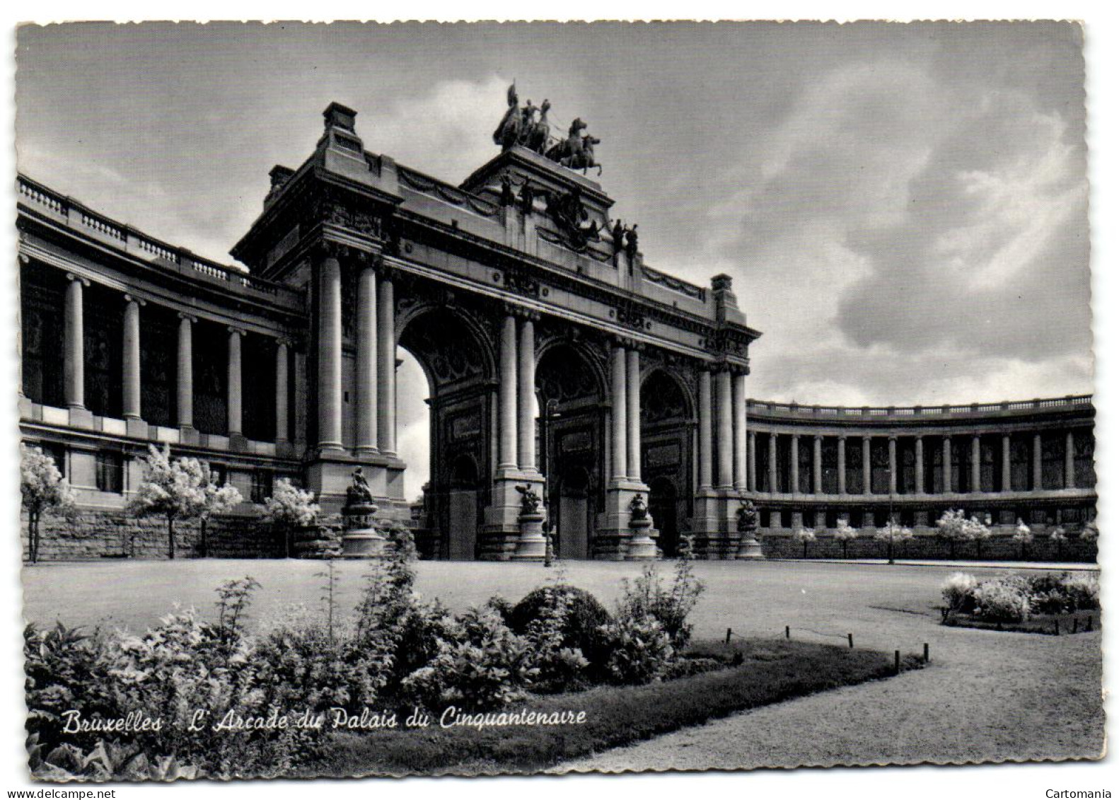 Bruxelles - L'Arcade Du Palais Du Cinquantenaire - Bruxelles-ville