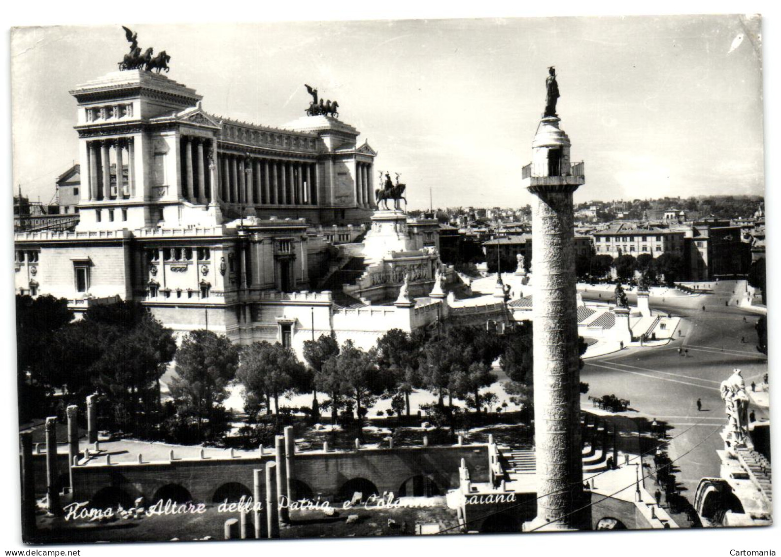 Roma - Altare Della Patria E Colonna Traiana - Altare Della Patria