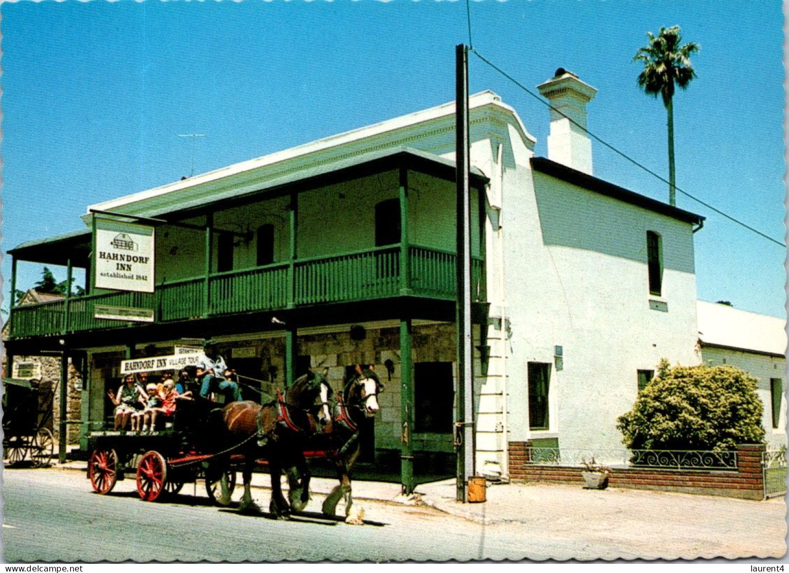 11-10-2023 (4 U 5) Australia - SA - Hahndorf Inn (with Horse Drawn Carriage) - Hotels & Restaurants