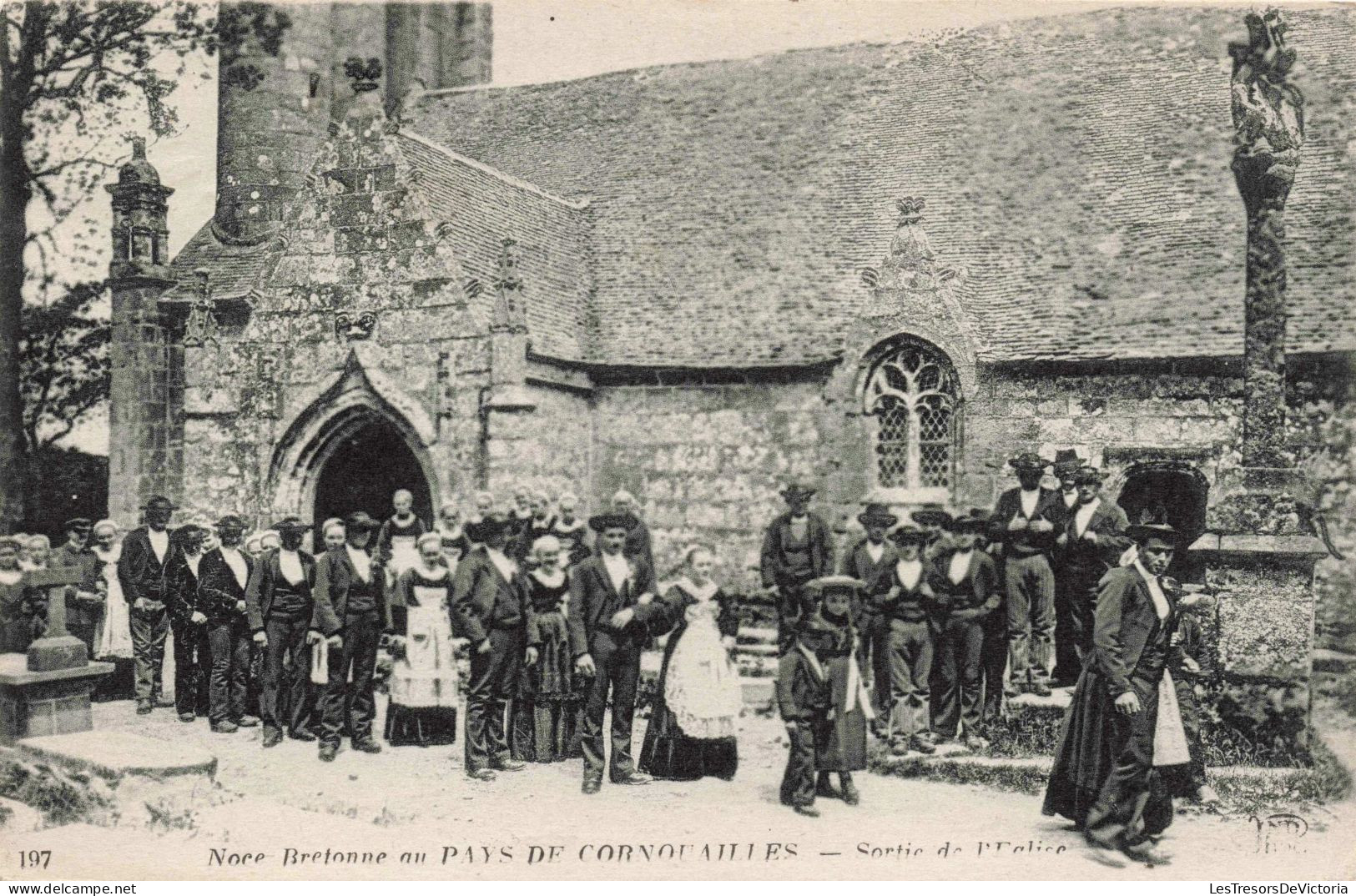 ROYAUME-UNI - Angleterre - Cornouailles - Sortie De L'église - Animé - Carte Postale Ancienne - Other & Unclassified