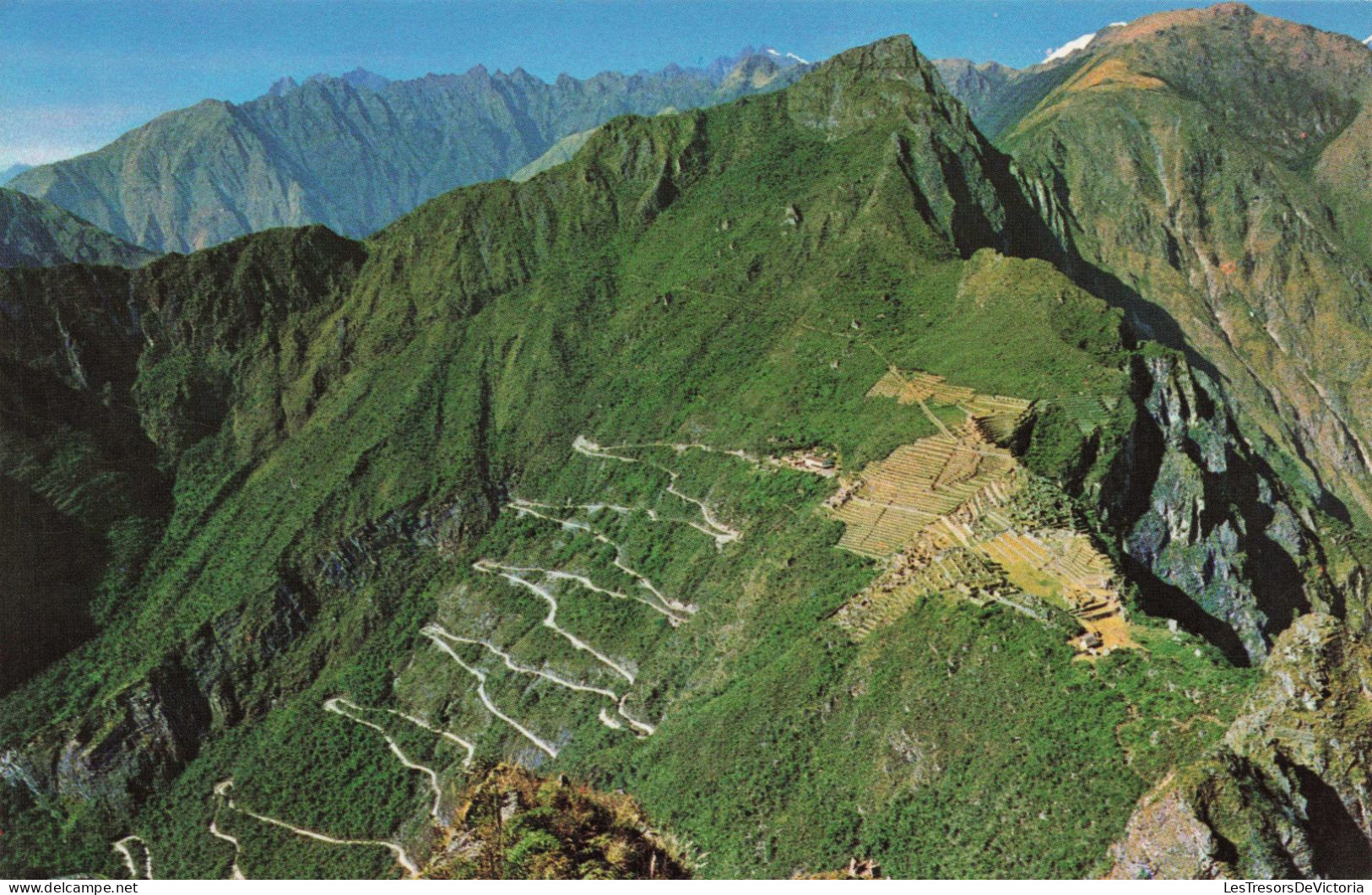 PEROU - The 13 Hairpin Curved Roads Leading To Machupicchu From The Railroad Terminal - Carte Postale - Pérou