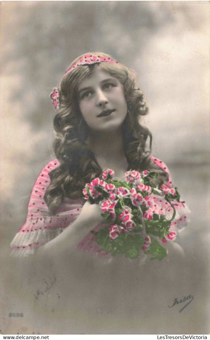 PHOTOGRAPHIE - Femme - Irisa - Colorisé - Carte Postale Ancienne - Fotografie