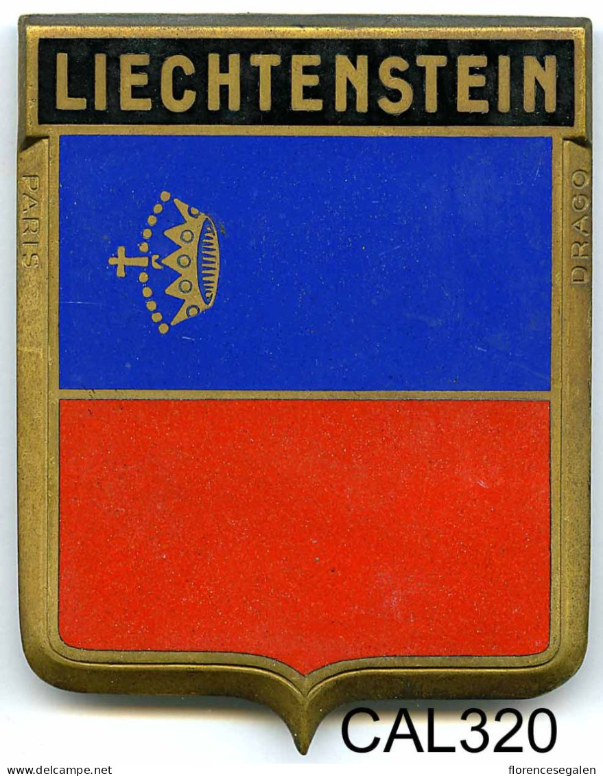 CAL320 - PLAQUE CALANDRE AUTO - LIECHTENSTEIN - Emailplaten (vanaf 1961)