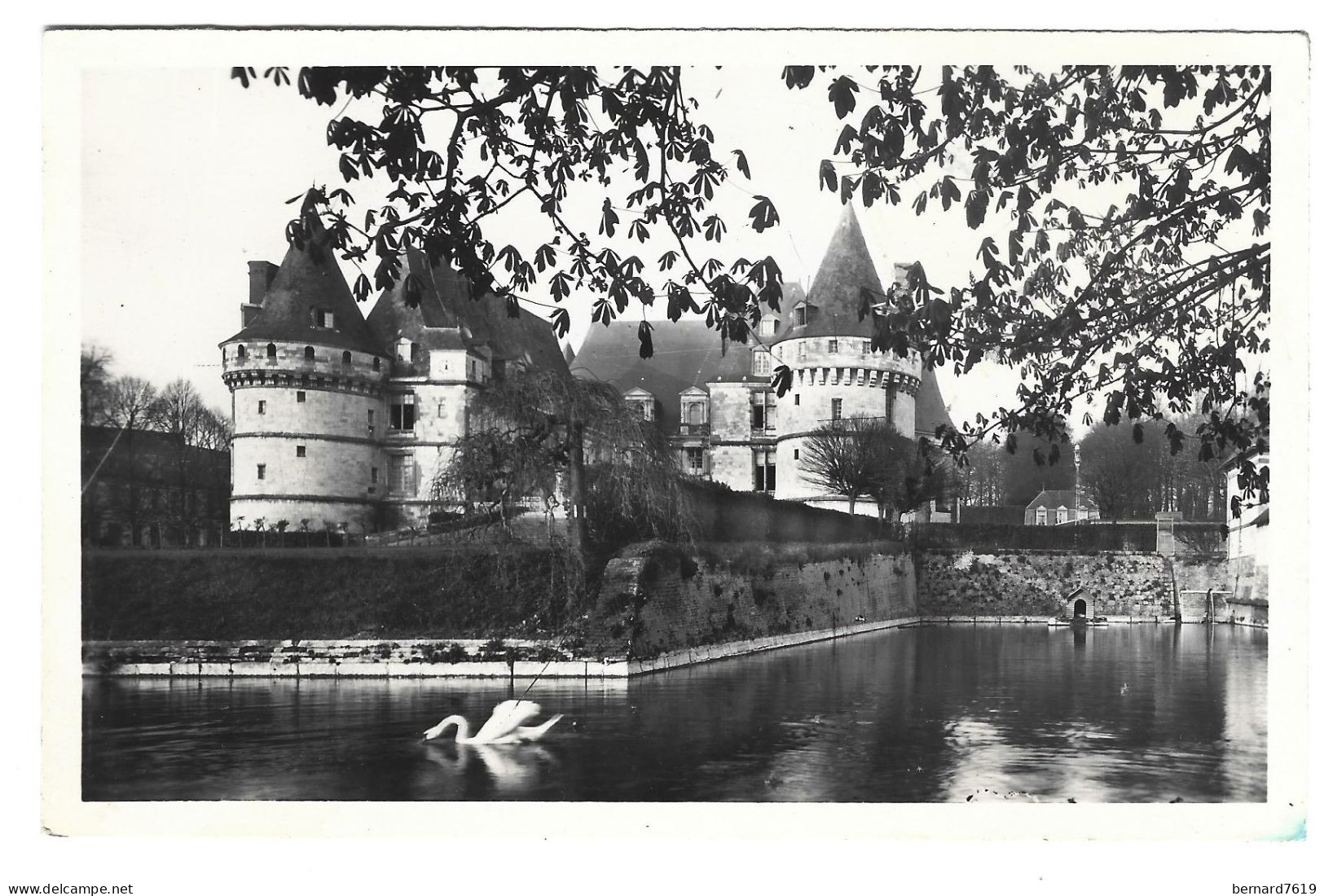 76  Mesnieres En Bray - Institution Saint Joseph -  Le Chateau Vu De L'etang - Mesnières-en-Bray