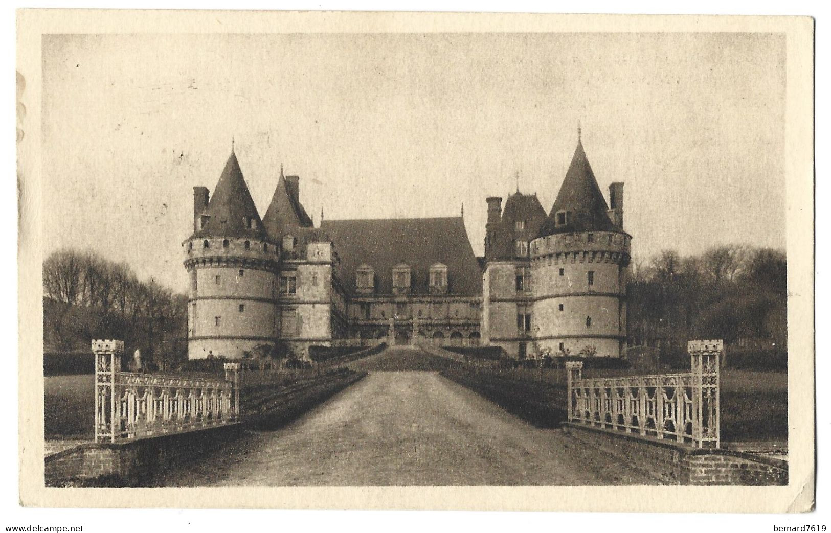 76  Mesnieres En Bray - Institution Saint Joseph -  La  Facade Du Chateau  Et Le Pont De L'etang - Mesnières-en-Bray