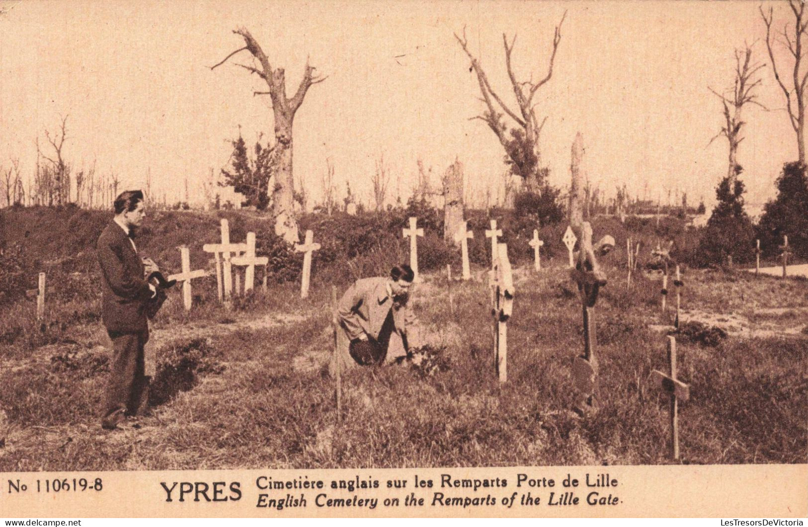 BELGIQUE - Ypres - Cimetière Anglais Sur Les Remparts Porte De Lille  - Carte Postale Ancienne - Autres & Non Classés