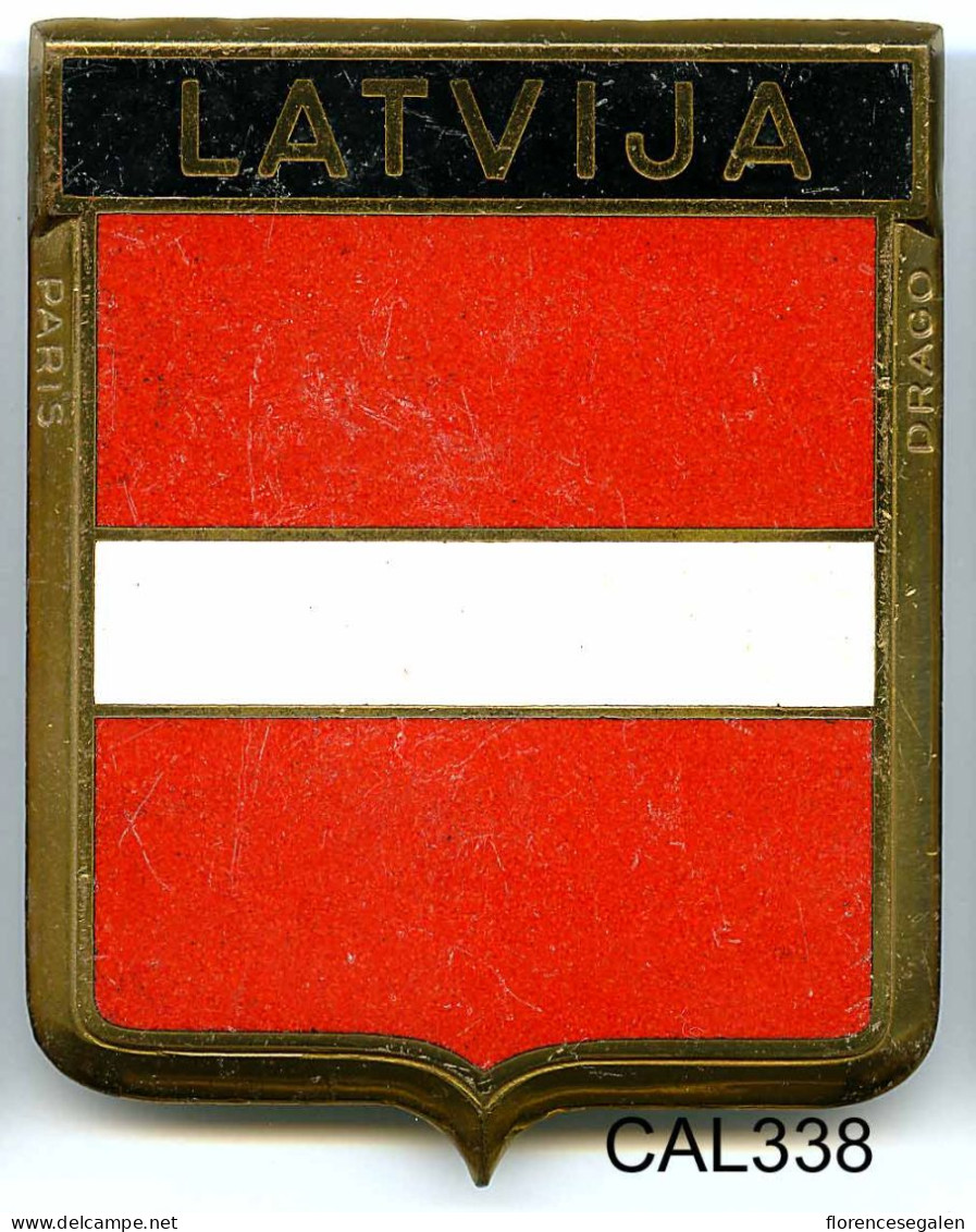 CAL338 - PLAQUE CALANDRE AUTO - LATVIJA - Plaques émaillées (après 1960)