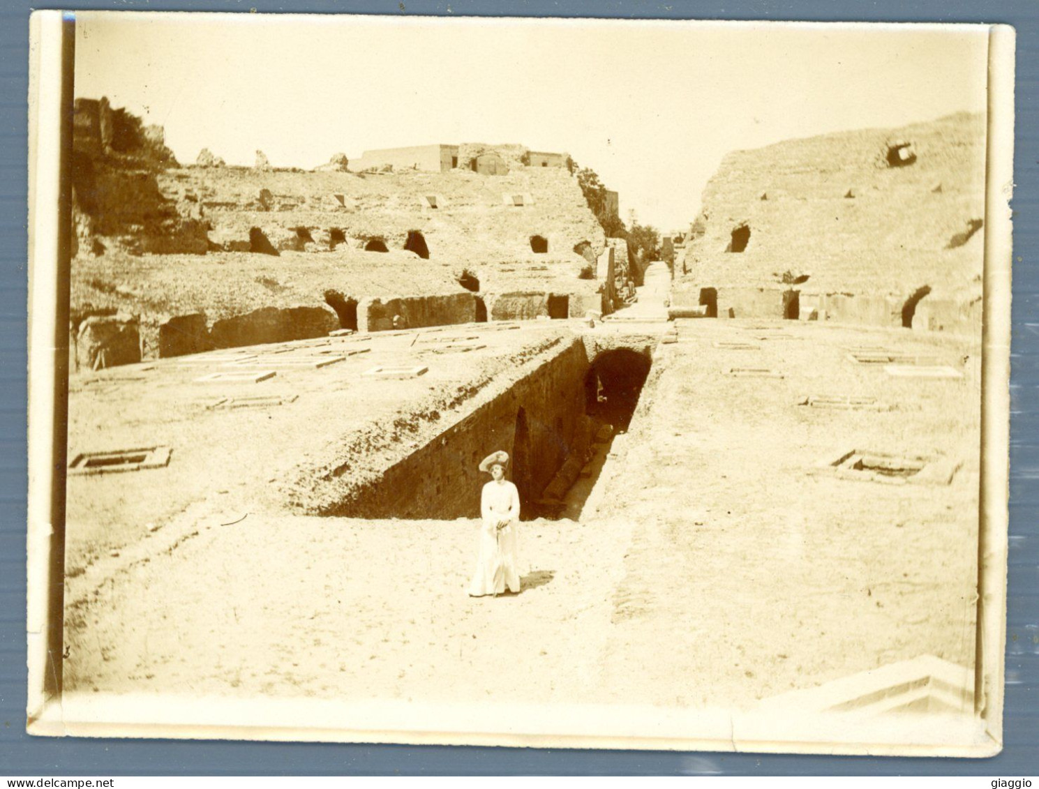 °°° Cartolina - N. 1568 Foto Pozzuoli L'anfiteatro °°° - Pozzuoli