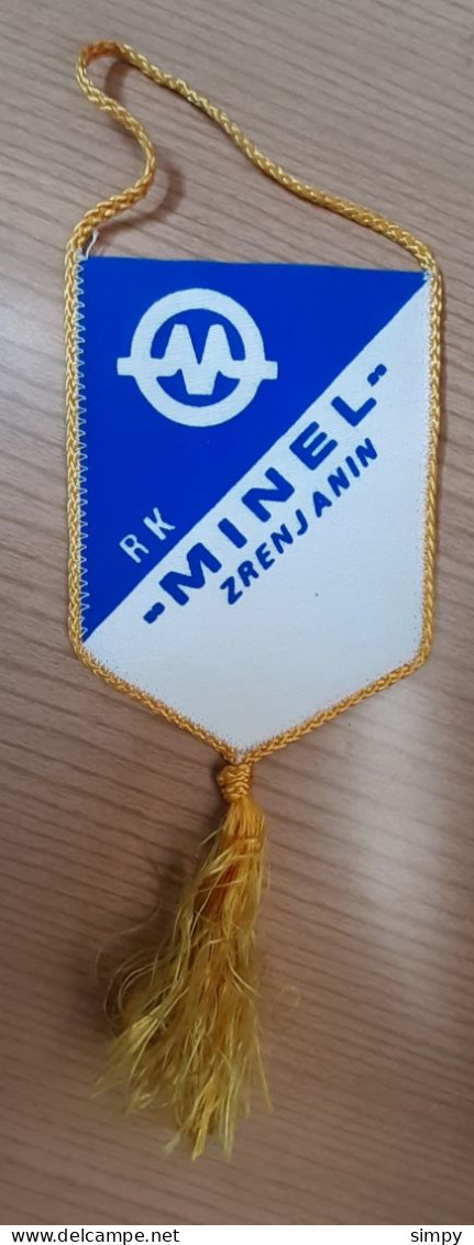 Pennant Handball Club RK MINEL Zrenjanin 84x185mm Serbia Ex Yugoslavia - Handbal