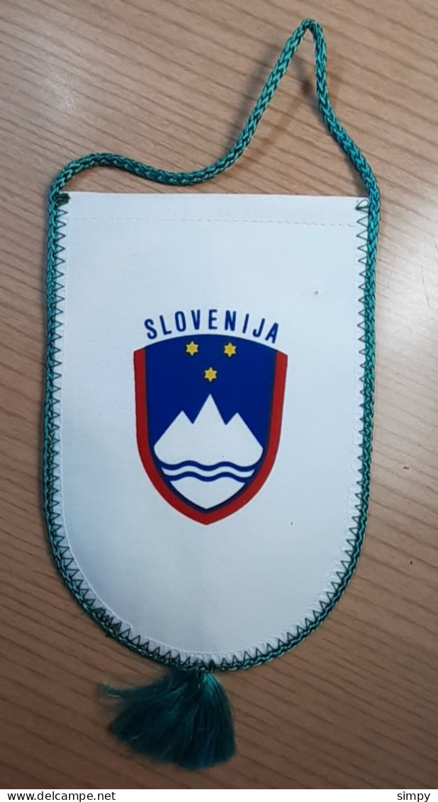 Pennant SLOVENIA Handball Federation 1949 103x180mm - Handball