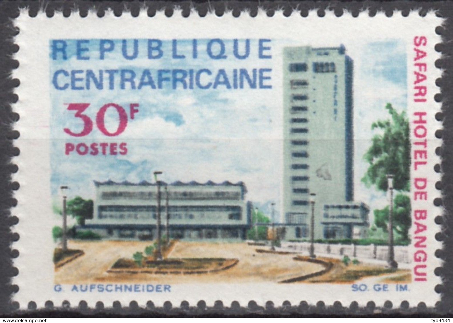 N° 82 De Centrafrique - X X - ( E 582 ) - Hotel- & Gaststättengewerbe