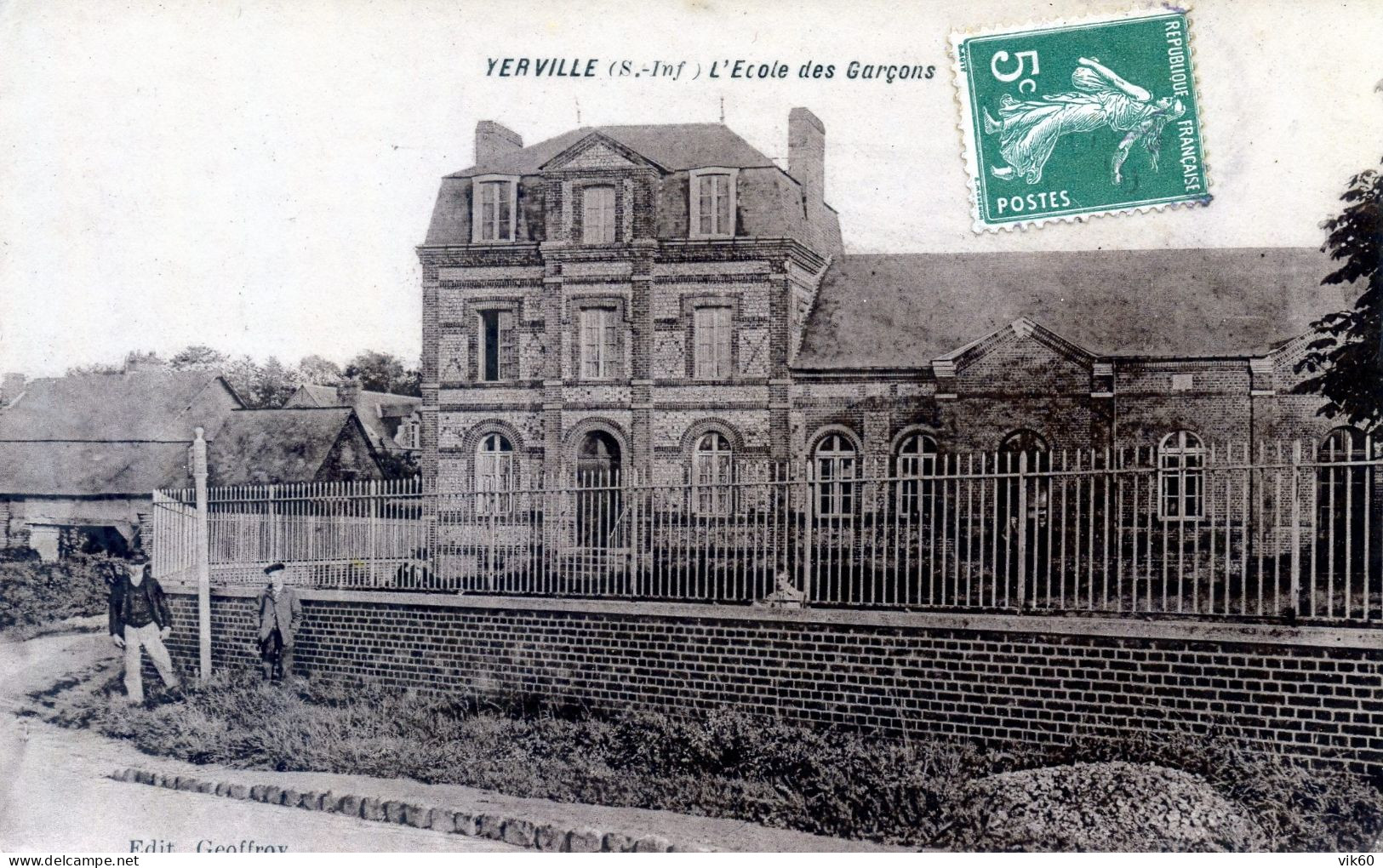 76   YERVILLE  ECOLE DES GARCONS - Yerville