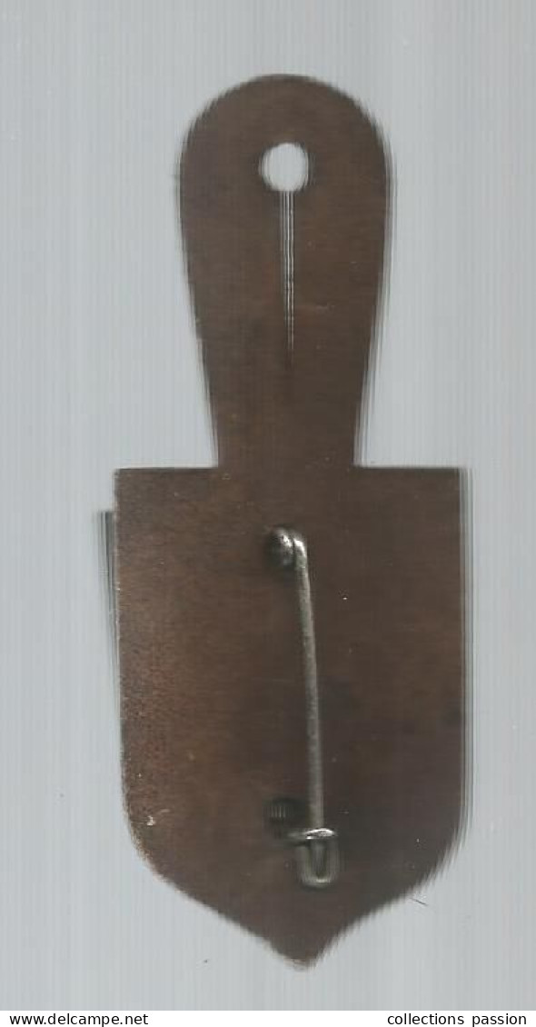 Insigne, Pucelle, C.R.S. 8, Bièvres, 91, Delsart - Sens, Frais Fr 3.95 E - Police