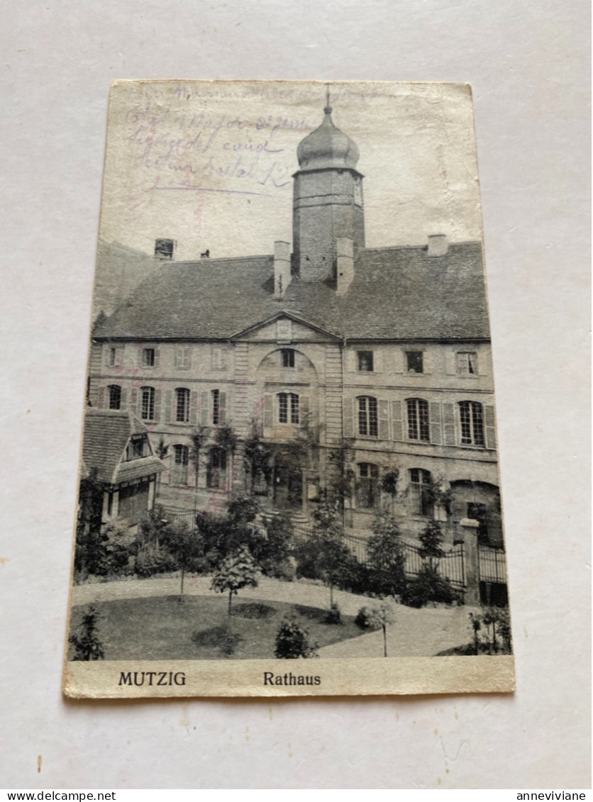 Mutzig.    Rathaus - Mutzig