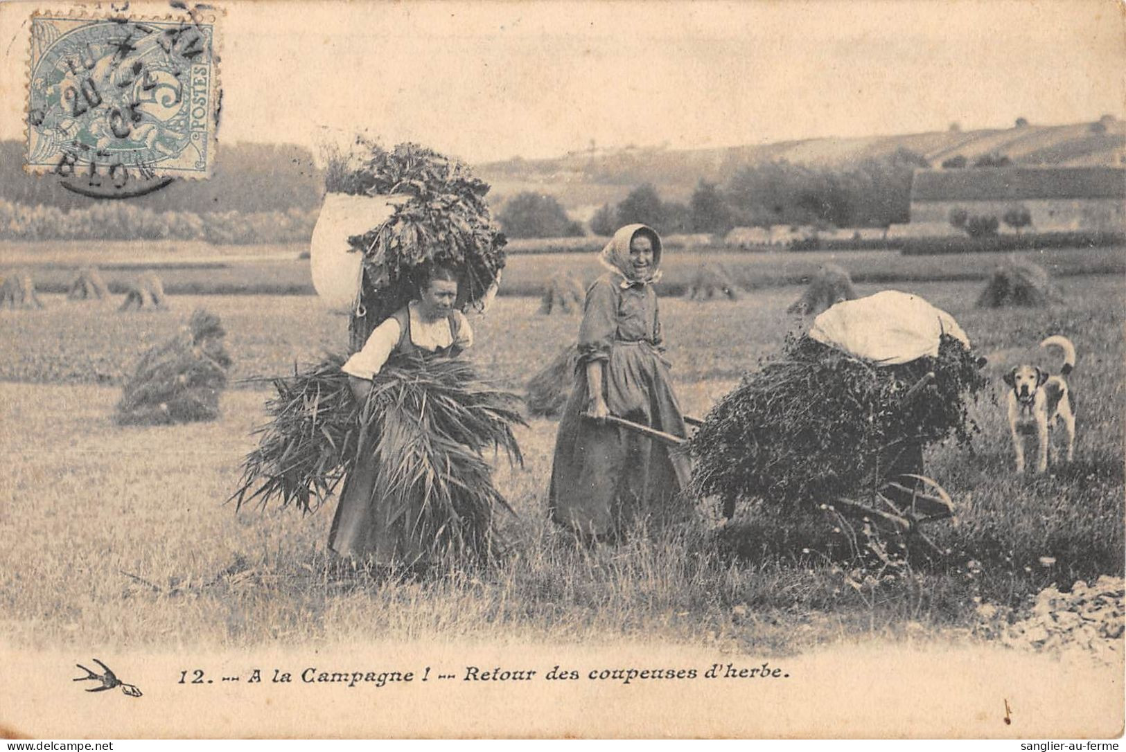 CPA 58 A LA CAMPAGNE / RETOUR DES COUPEUSES D'HERBE - Other & Unclassified