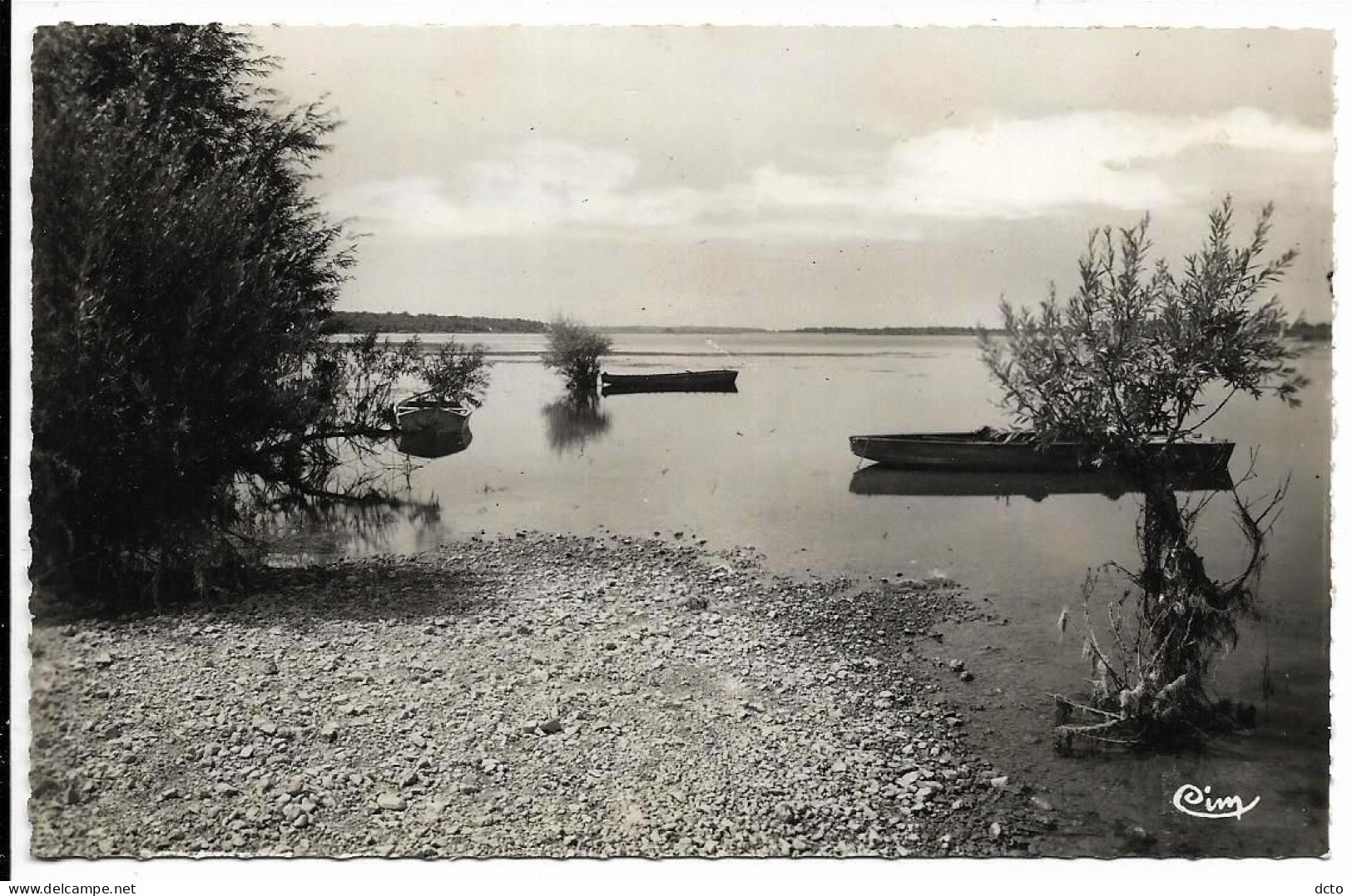 ECLARON (52) Lac à L"ancienne Maison Forestière De Nemours Cim 8, Cpsm Pf, Envoi 1958 - Eclaron Braucourt Sainte Liviere
