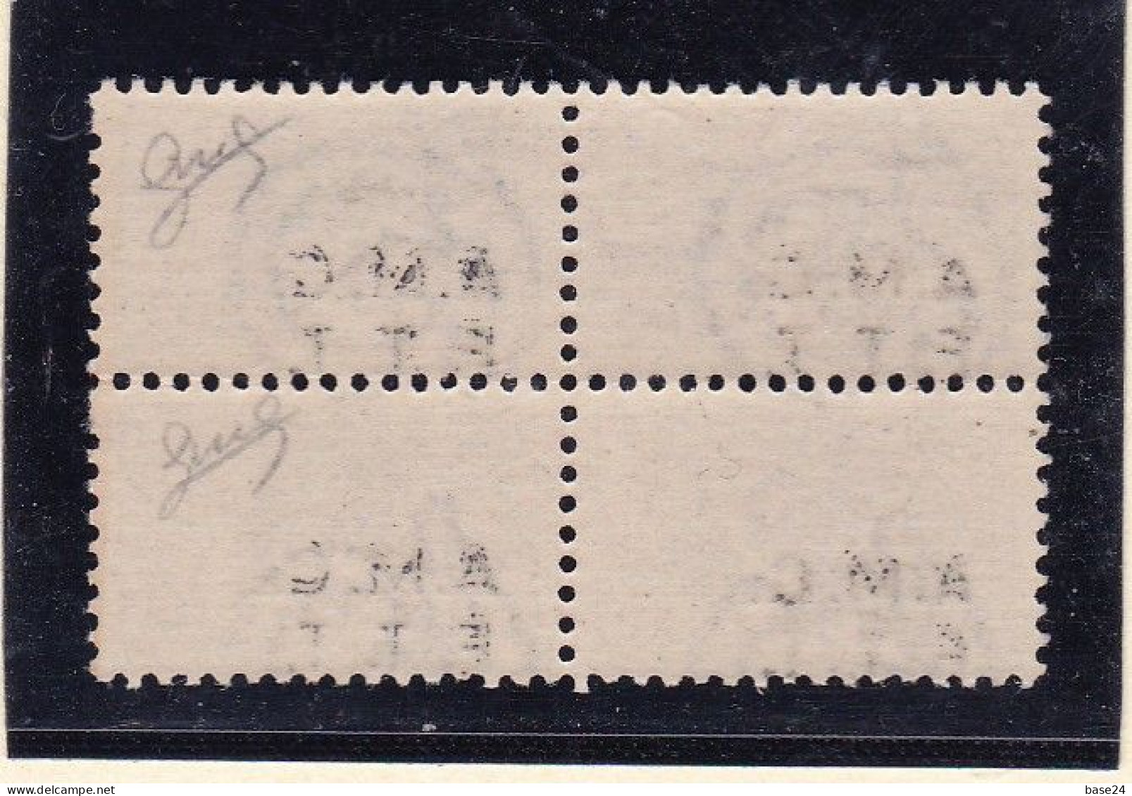 1947 Italia Italy Trieste A PACCHI POSTALI  PARCEL POST Coppia 20 Lire Varietà 7g Soprastampa Spostata In Basso MNH Pair - Postal And Consigned Parcels