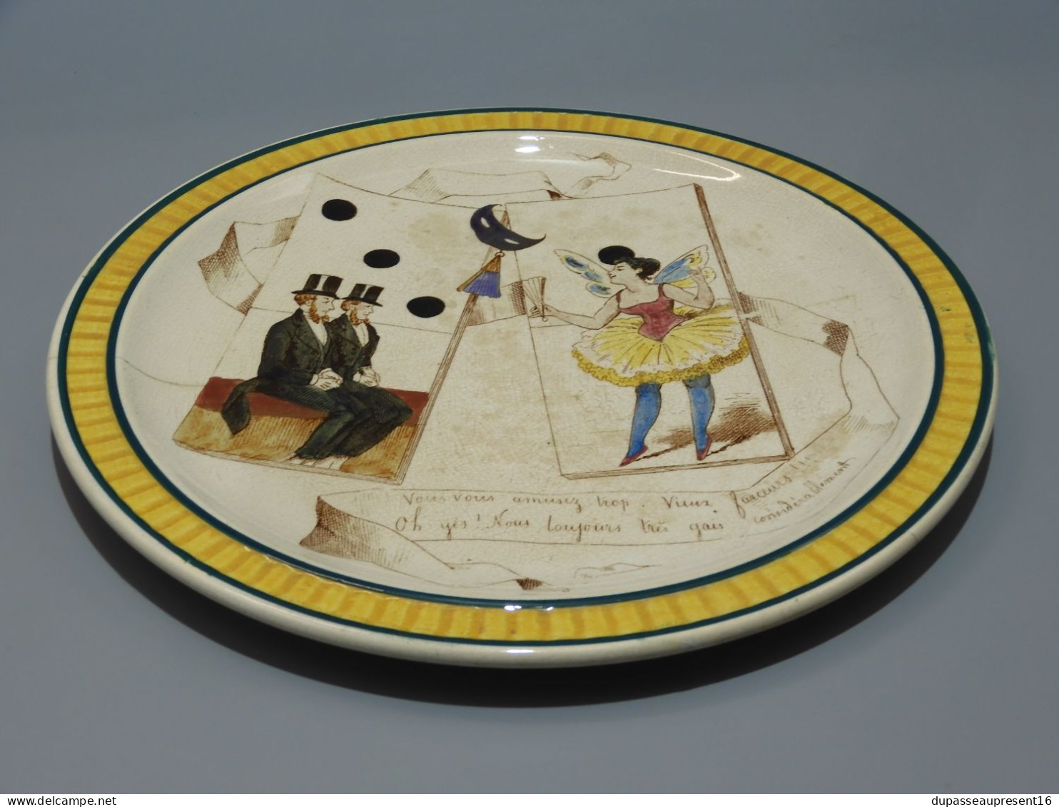 - ASSIETTE PARLANTE CERAMIQUE CREIL & MONTEREAU  décor FEE LOUP MESSIEURS    E