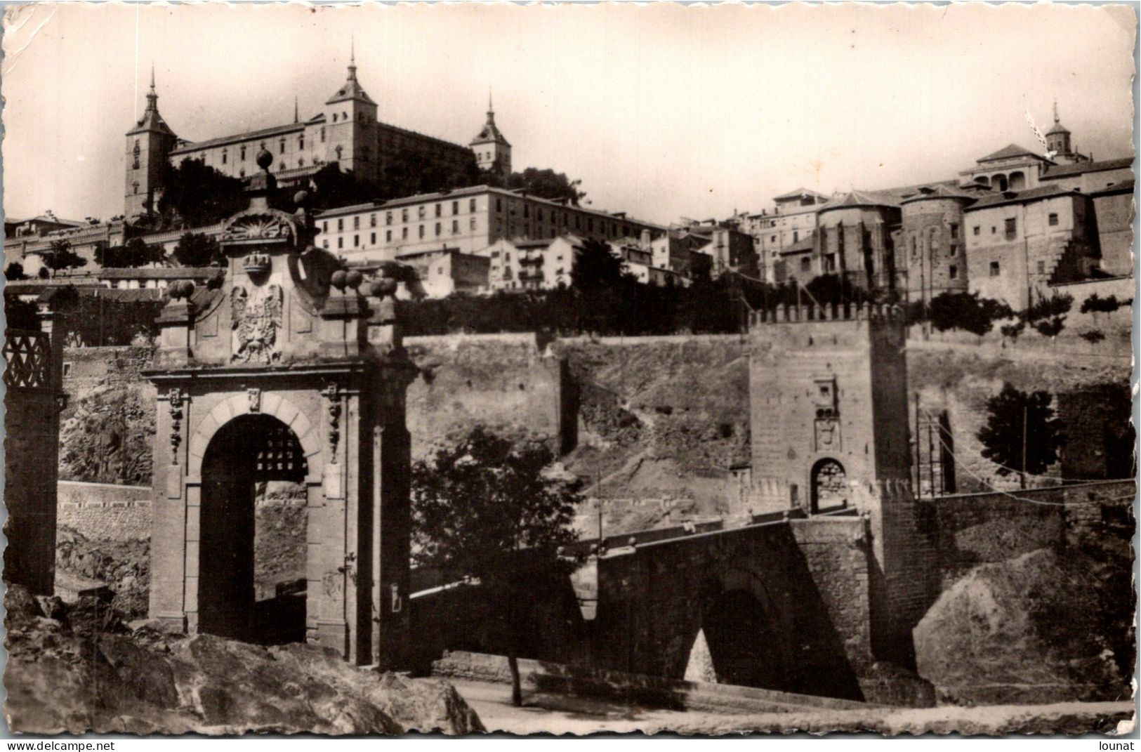 TOLEDO - Puente De Alcantara Y Alcatzar Antes Del Asedio - Toledo