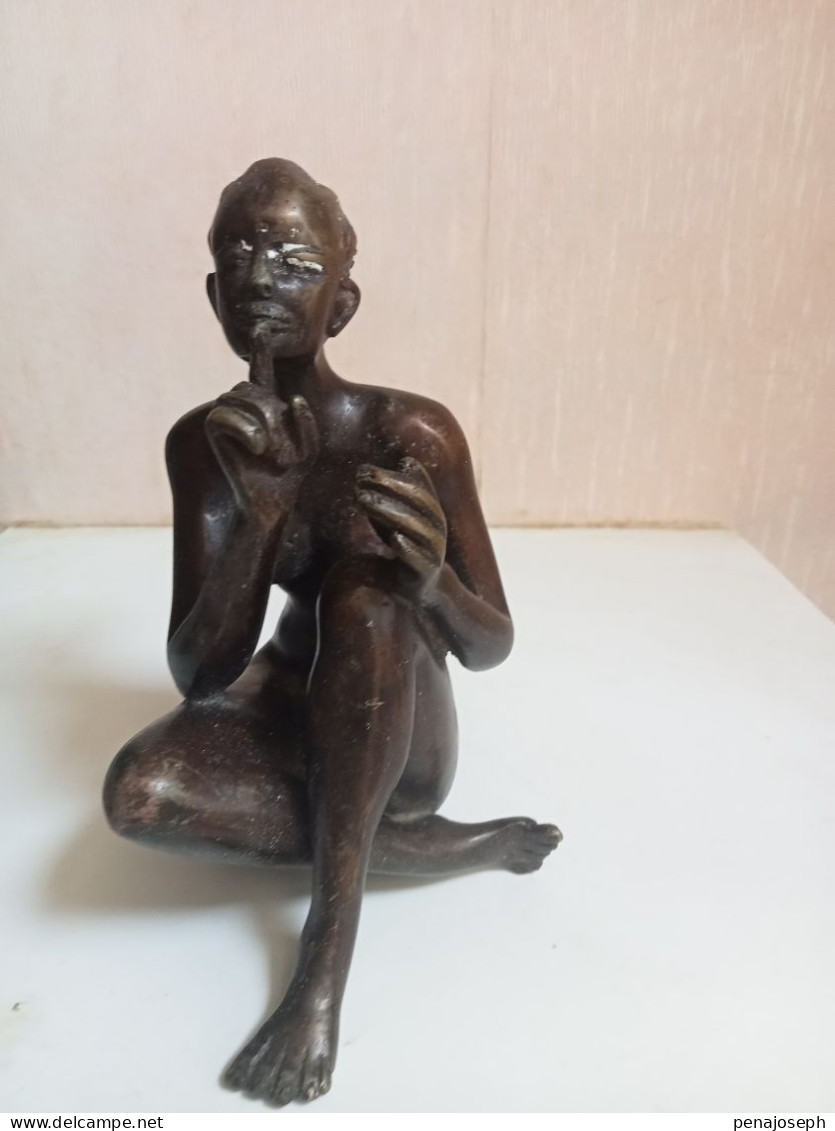 Statuette Africain Signée Art Africaine XIXème Hauteur 17 Cm - Brons