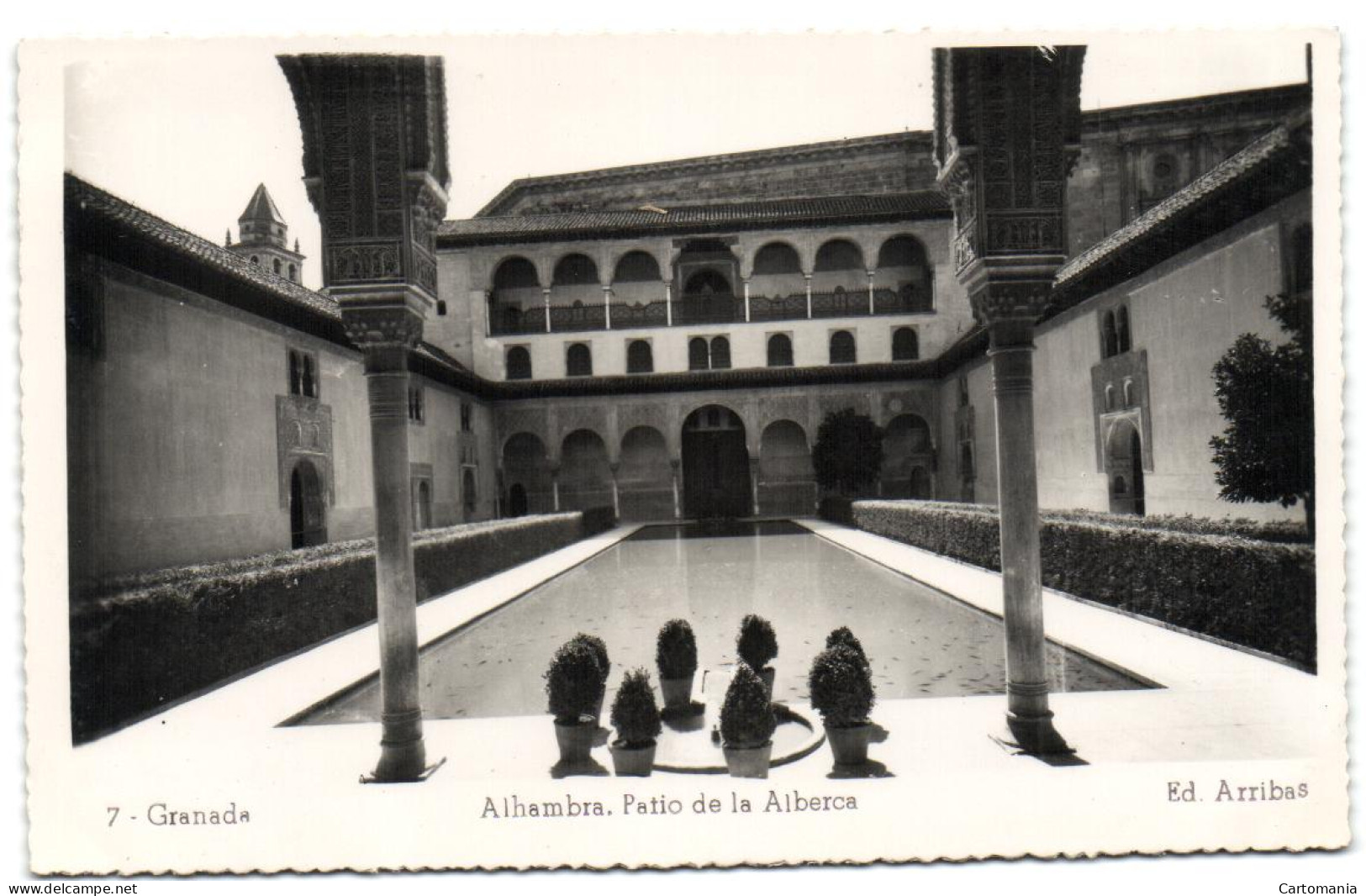 Granada - Alhambra - Patio De La Alberca - Granada