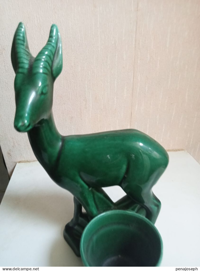 Statuette Biche Verte St -clement Hauteur 24 Cm - Saint Clément (FRA)