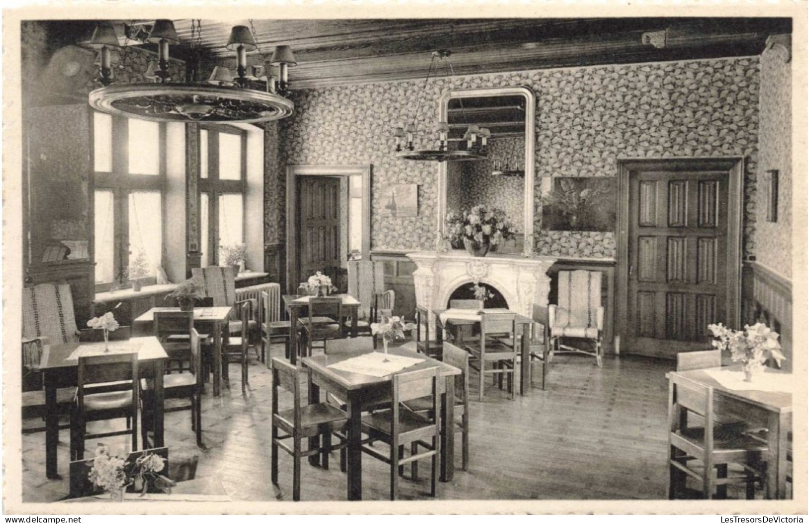 BELGIQUE - "Quiétude" - Le Château De Fallais - Une Salle De Réunion Des Pensionnaires - Carte Postale Ancienne - Huy