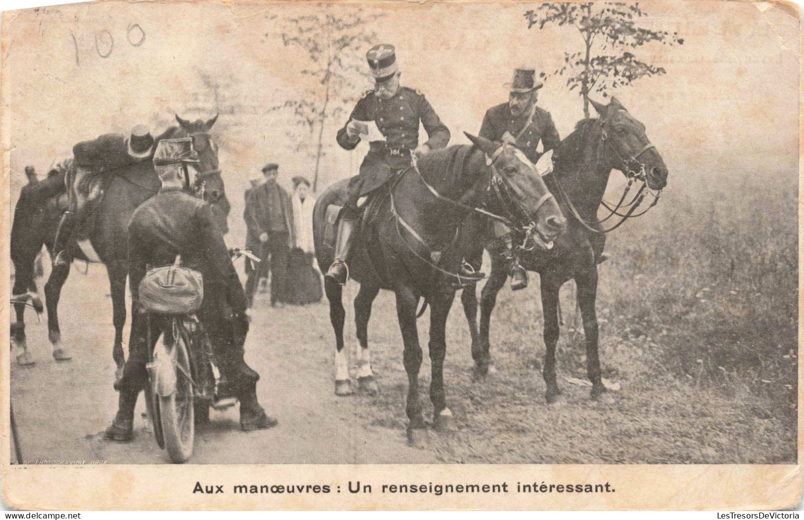 MILITARIA - Aux Manoeuvres: Un Renseignement Interessant - Carte Postale Ancienne - Other Wars