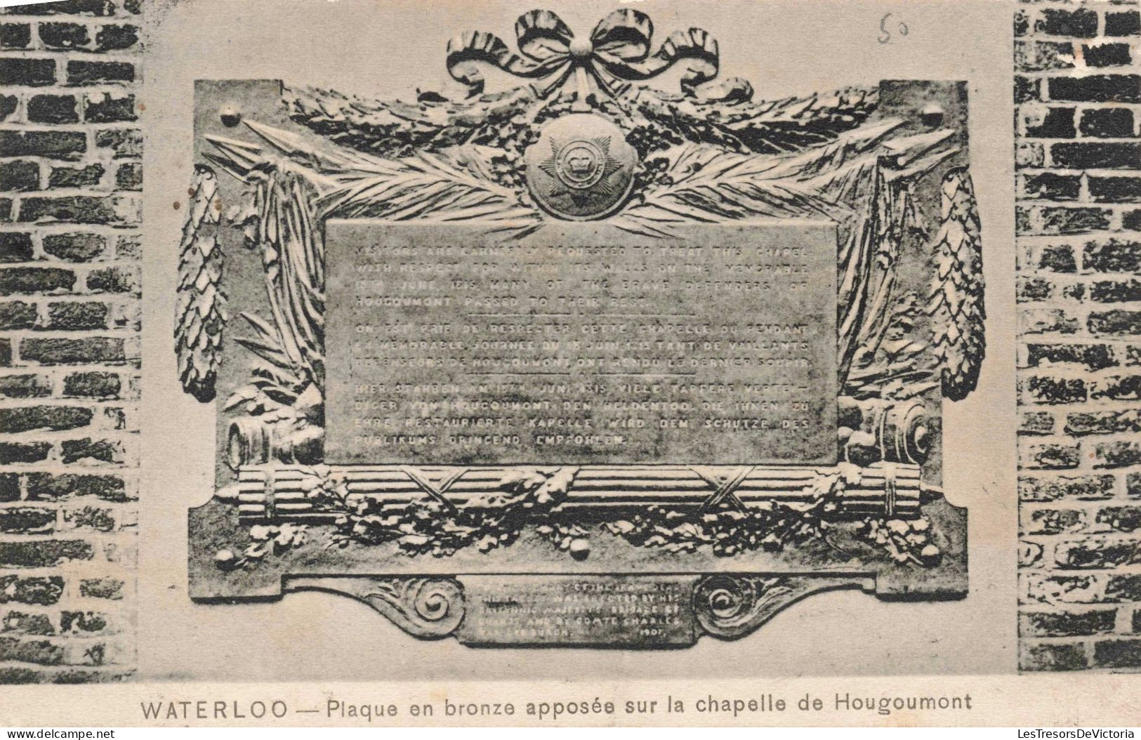 MILITARIA - Waterloo - Plaque En Bronze Apposée Sur La Chapele De Hougoumont - Carte Postale Ancienne - Monumentos A Los Caídos