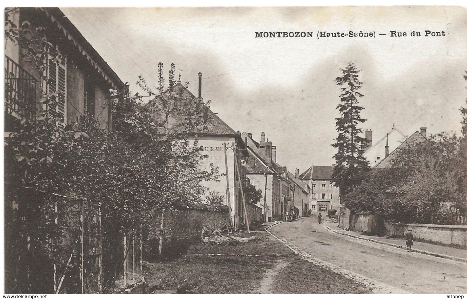 Montbozon : Rue Du Pont (Editeur Jules Boisson - A. Breger Frères, Paris) - Montbozon