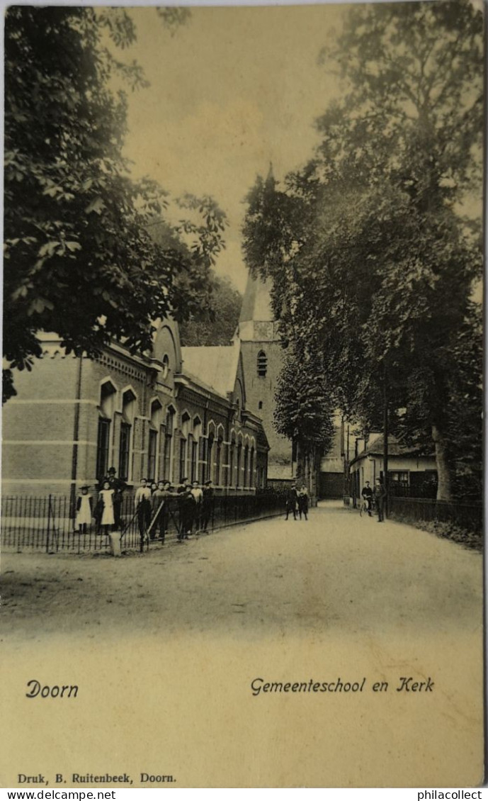 Doorn (Utr.) Gemeenteschool En Kerk (Veel Volk) 1913  Of 18Topkaart - Doorn