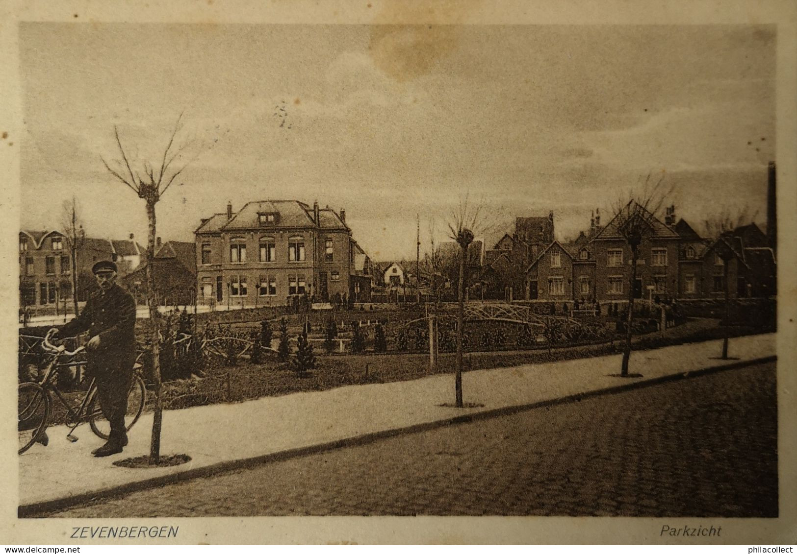 Zevenbergen (N-Br.) Parkzicht 1930 Vlekkig - Zevenbergen