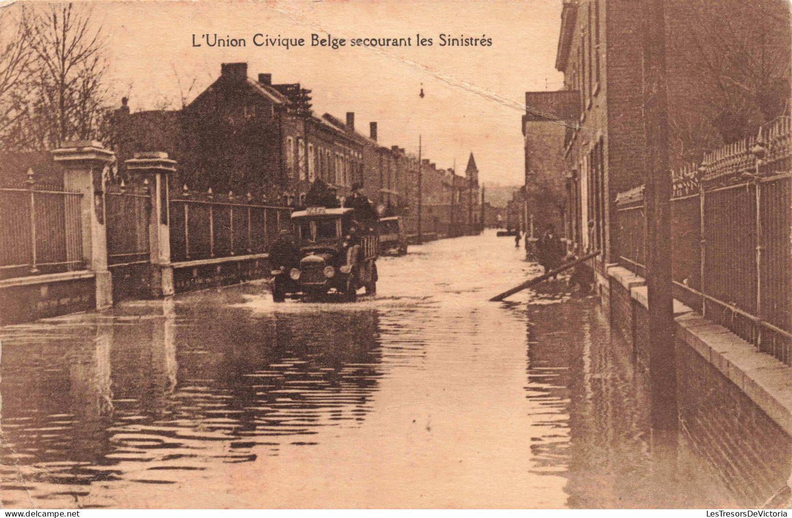 EVENEMENTS - Inondations - L'Union Civique Belge Secourant Les Sinistrés - Carte Postale  Ancienne - Floods
