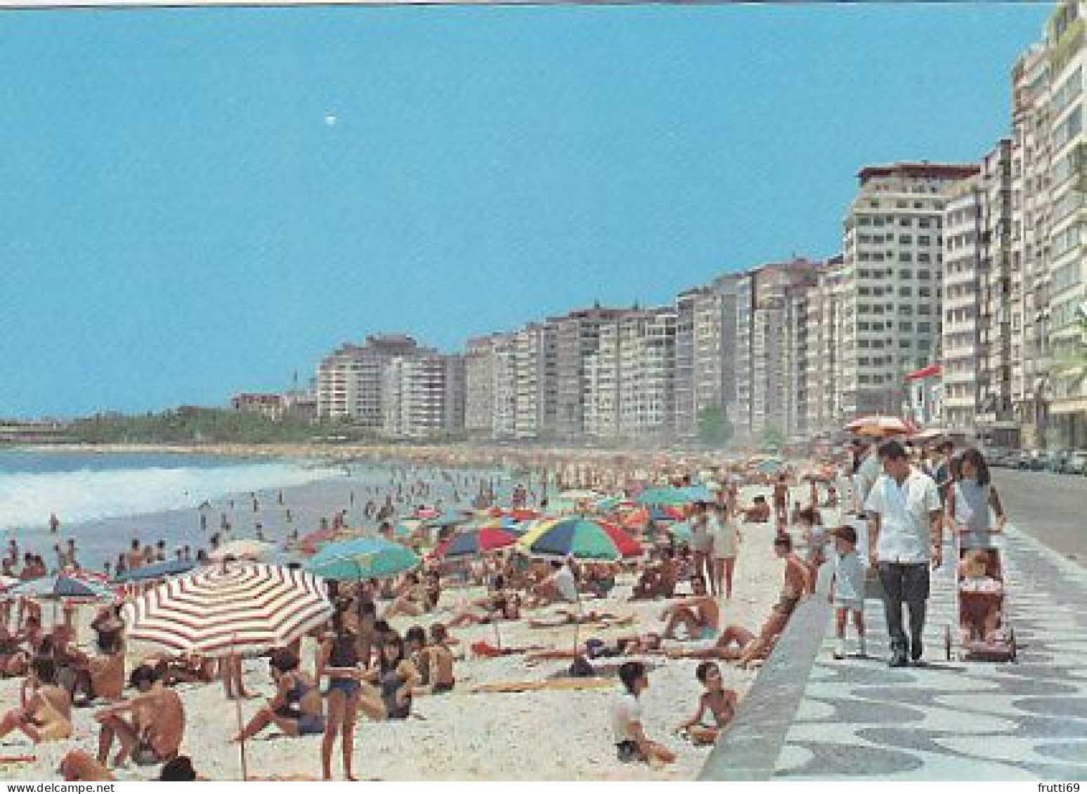 AK 171364 BRAZIL - Rio De Janeiro - Copacabana - Vista Parcial - Copacabana