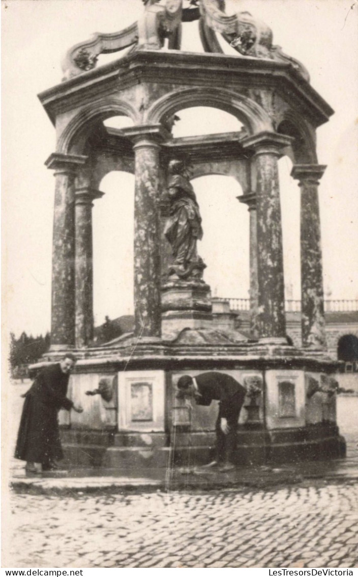 BATIMENT ET ARCHITECTURE - Monument - Fontaine à Eau - Carte Postale  Ancienne - Monuments