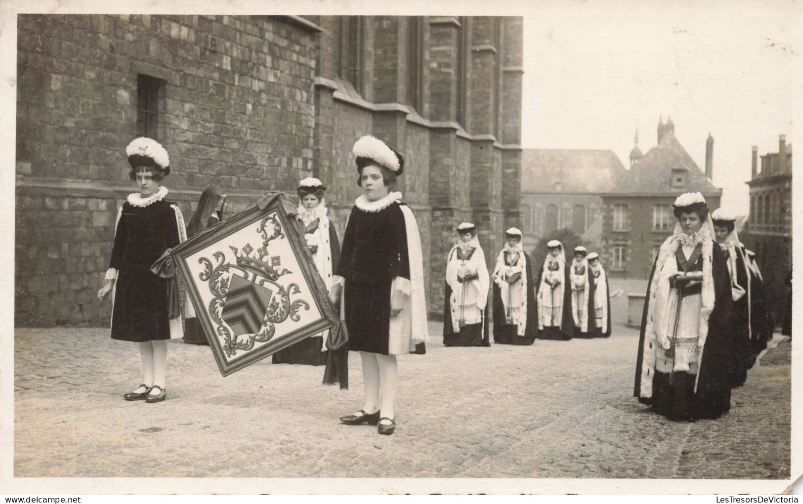 EVENEMENTS - Manifestations - Procession Royale - Animé - Carte Postale  Ancienne - Demonstrationen