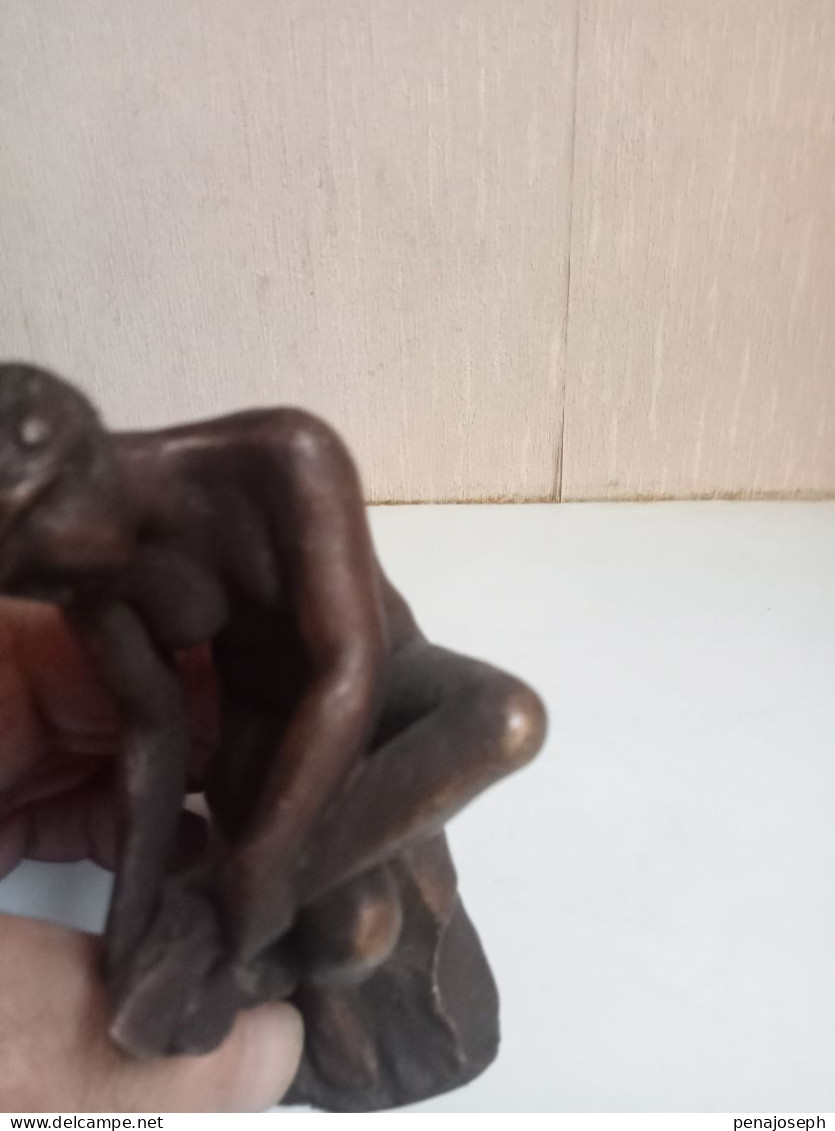 Bronze Dalou Femme Nue S'essuyant Le Pied Reproduction 11 Cm - Bronzi