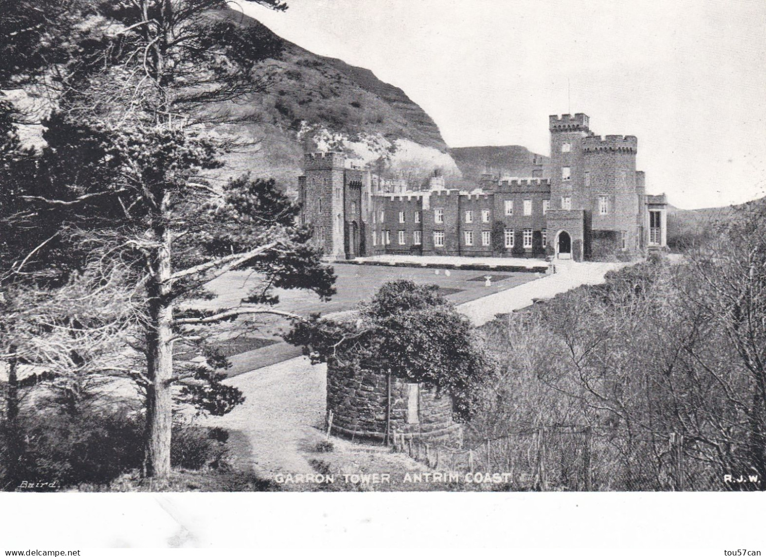 GARRON TOWER - ANTRIM - NORTH IRELAND - POSTCARD. - Antrim