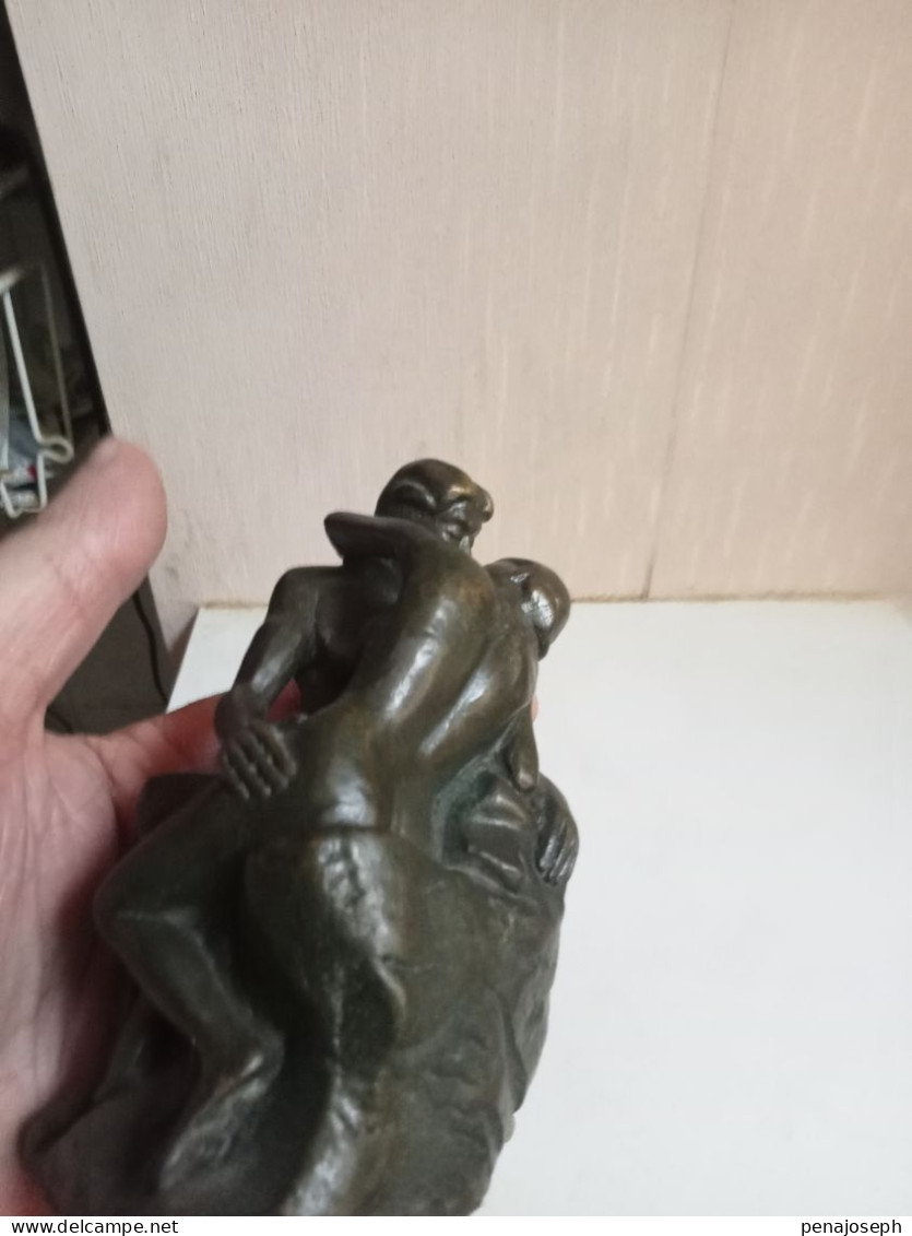 reproduction bronze statue le baiser de rodin hauteur 13 cm x 7 cm