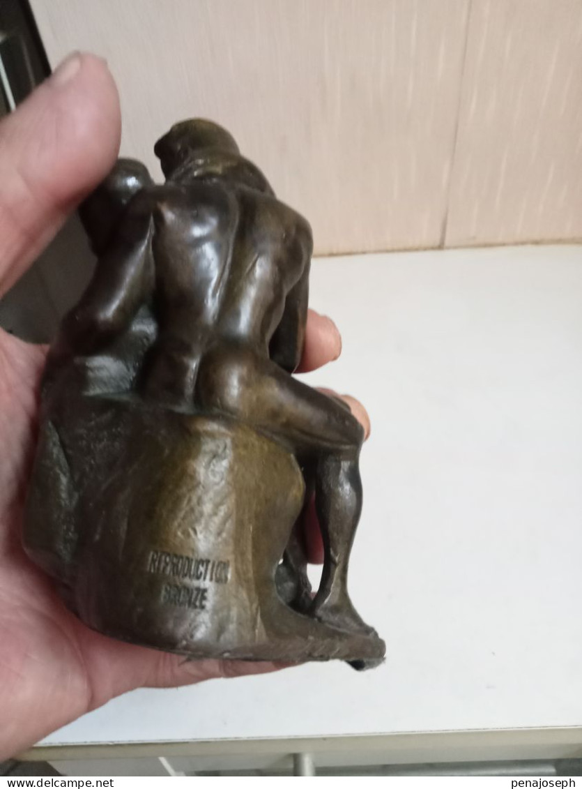 reproduction bronze statue le baiser de rodin hauteur 13 cm x 7 cm