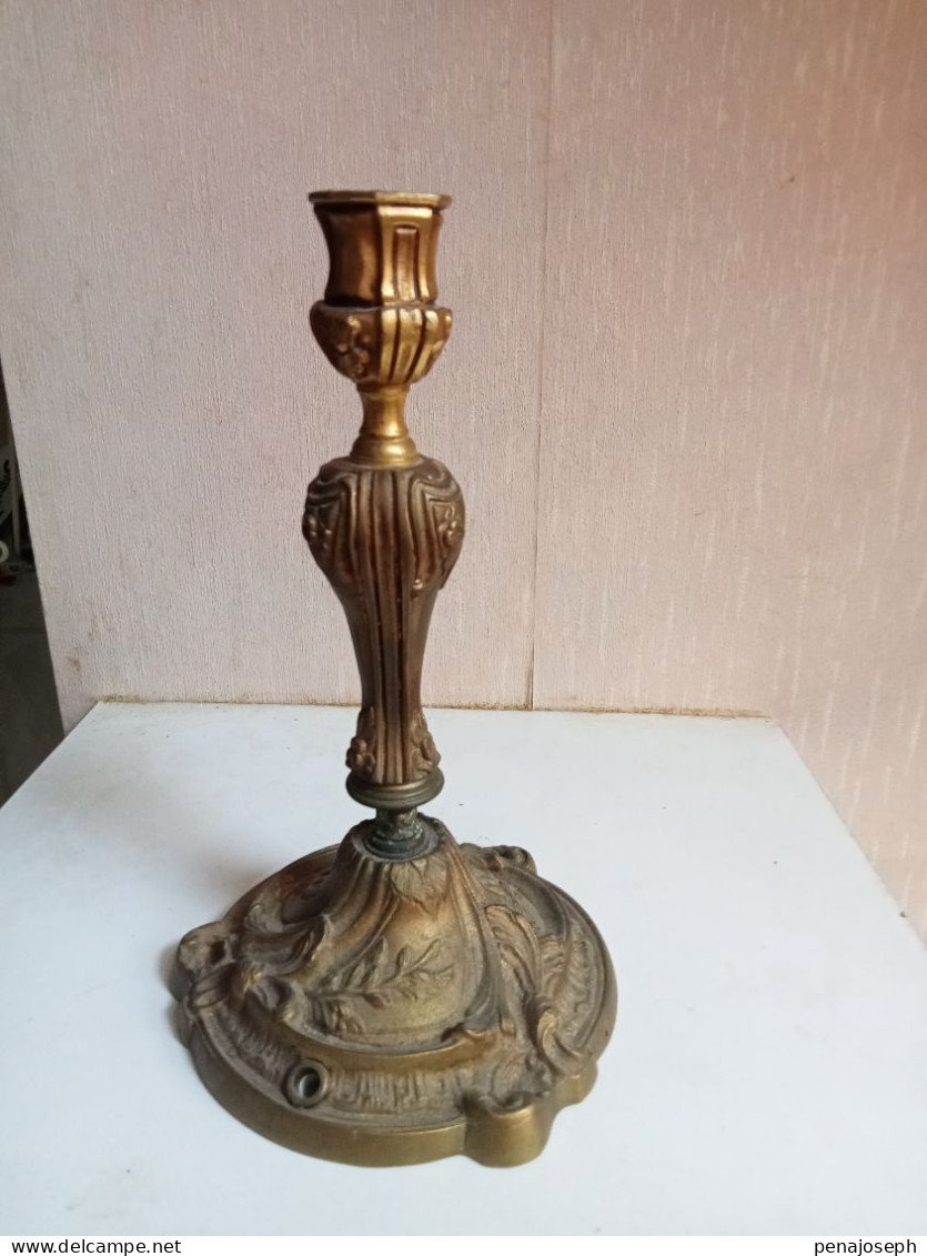 Ancien Bougeoir Bronze Doré Transformé Pour Lampe Hauteur 23 Cm - Brons