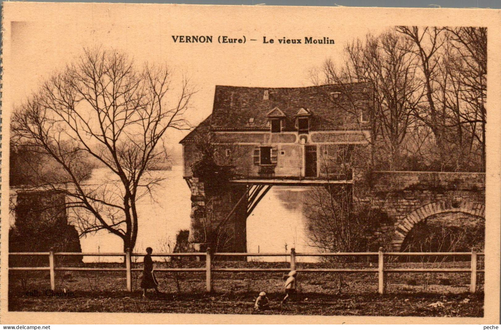 N°112980 -cpa Vernon -le Vieux Moulin- - Water Mills